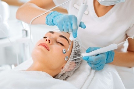 Up to 57% Off on Facial - Microcurrent at Beauty365