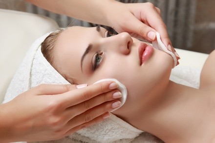 Up to 48% Off on In Spa Facial (Type of facial decided by customer) at The Mark Spa