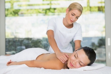 Up to 40% Off on Classic Massage at Island Day Spa