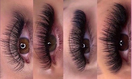 Up to 39% Off on Eyelash Extensions at GGXLASHES