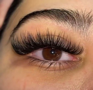 Up to 50% Off on Eyelash Extensions at Mia Amour Beauty Studio