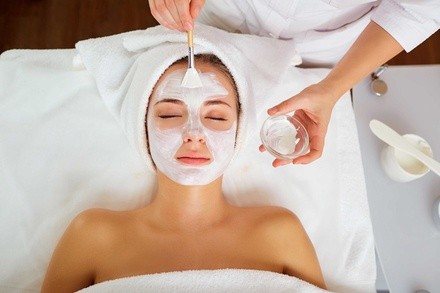 Up to 68% Off on Facial at Alexa Mar Wellness Retreat