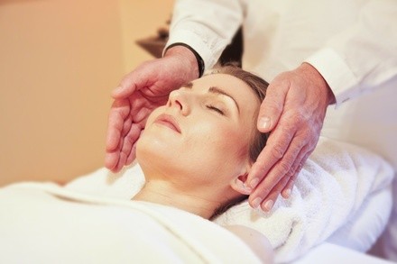Up to 25% Off on Reiki at Sacred Dreams Wellness