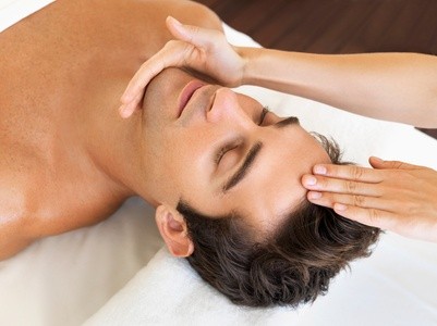 Up to 44% Off on Men's Facial at The Beaute Maven