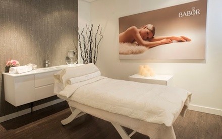 Up to 44% Off on Facial - Exfoliating at The Beauty Spa