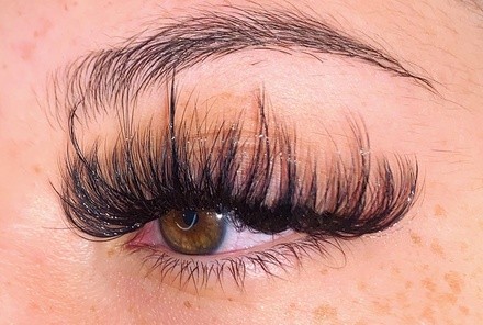 Up to 40% Off on Eyelash Extensions at The Icy Suite