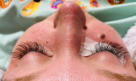 Up to 45% Off on Eyelash Extensions at Clip Joint Salon & Spa