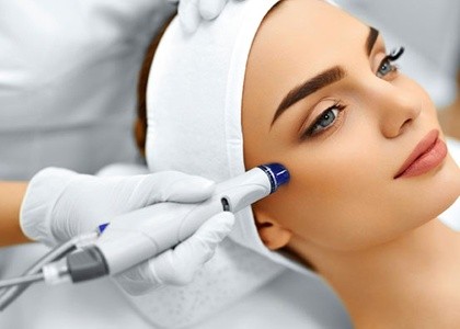 Up to 38% Off on HydraFacial at The Spa Bar