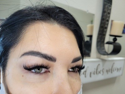 Up to 60% Off on Eyelash Extensions at Jahdare LLC