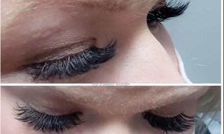 Up to 61% Off on Eyelash Extensions at Queen Lash