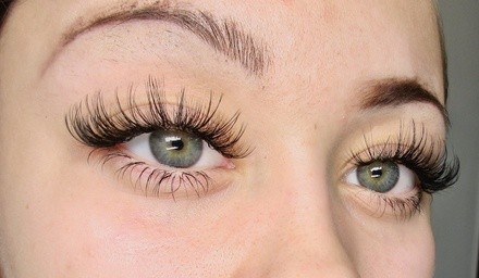 Up to 40% Off on Eyelash Extensions at Super Lash