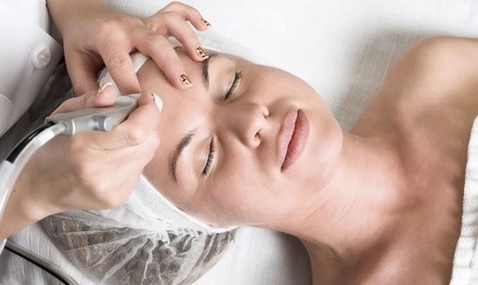 $52 for One 45-Minute Anti-Aging Microdermabrasion Facial at Hydrafacial Reno ($149 Value)