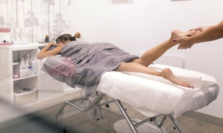 Up to ?50% Off on In Spa Pampering Package at Victoria's Dream Beauty And Spa