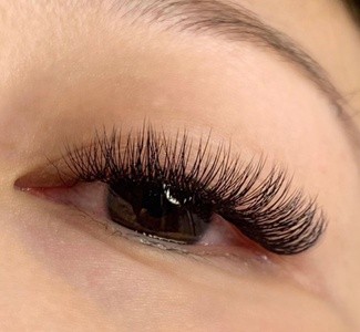 Up to 60% Off on Eyelash Extensions at JJ cosmetics and Spa