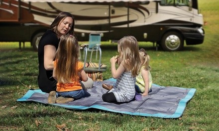 Easy-to-Carry Foldable Picnic Blanket