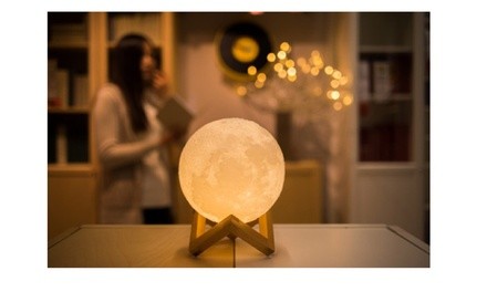 Realistic Touch-Sensitive 3D-Printed Full Moon Lamp