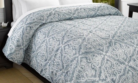 Lightweight Microfiber Comforter. Multiple Styles Available